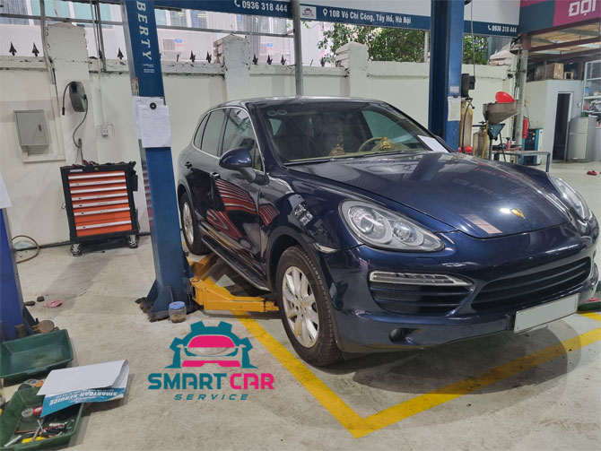 Thay dầu động cơ cho xe Porsche