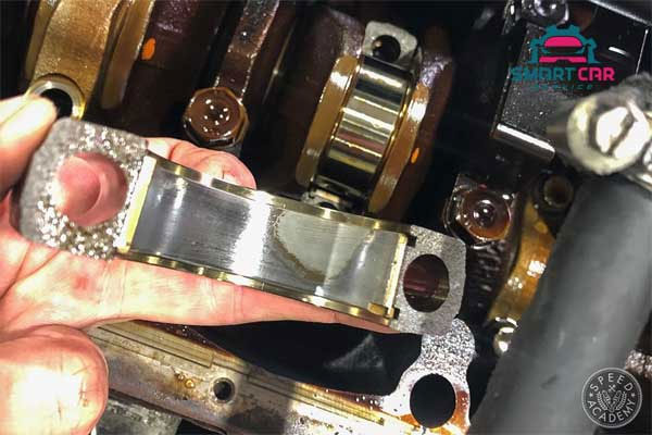 Bơm nhớt xe bị hỏng, gãy bạc xéc măng